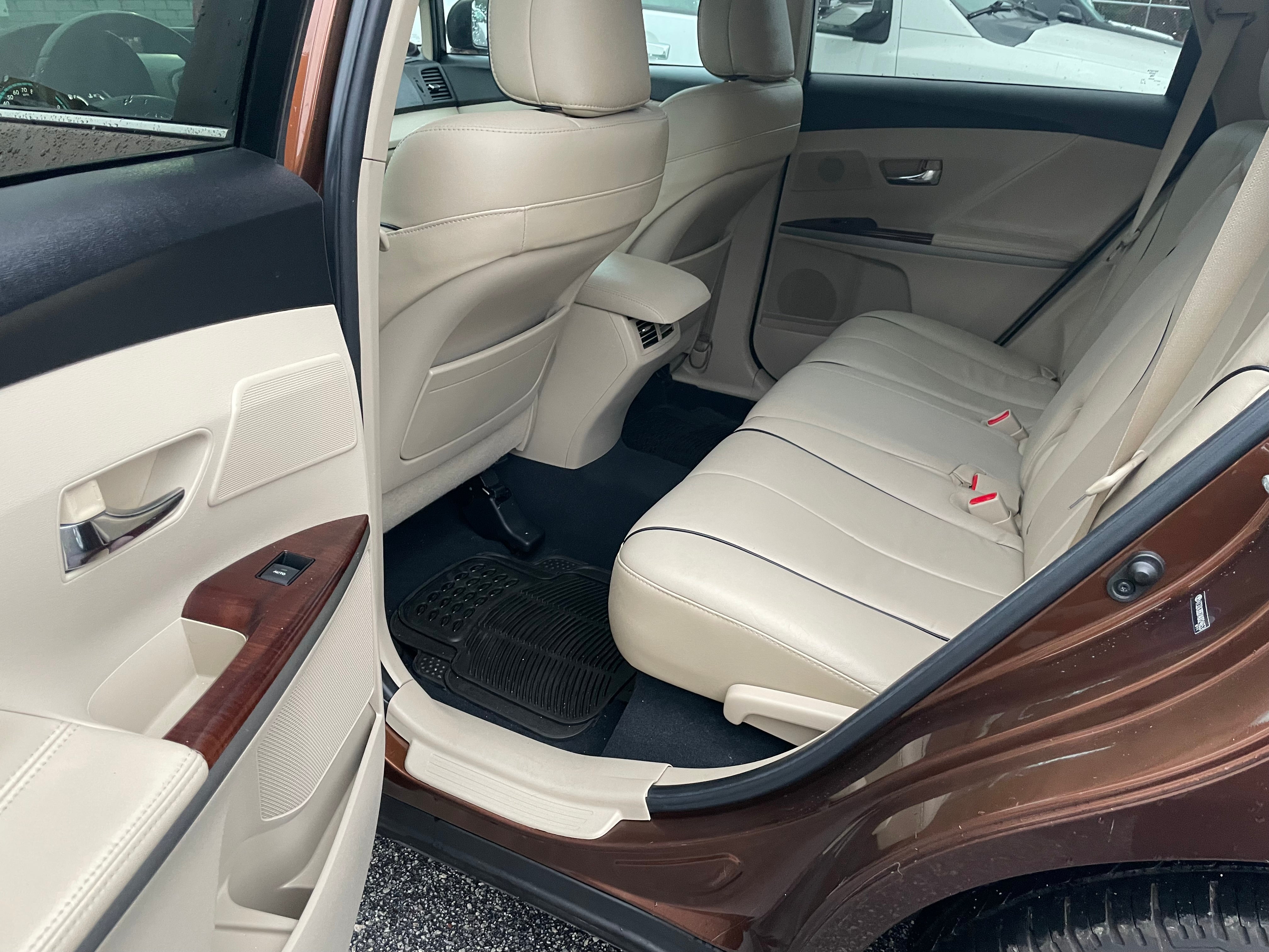 2010 Toyota Venza Base - Photo 8