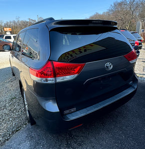 2014 TOYOTA SIENNA XLE 4WD