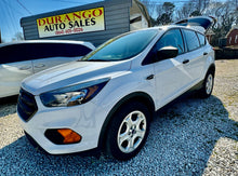 Load image into Gallery viewer, 2019 FORD ESCAPE S (WHITE)