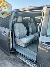 Load image into Gallery viewer, 2014 TOYOTA SIENNA XLE 4WD